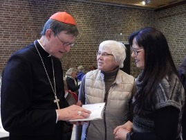 Bernadette Jansing im Gespräch mit Rainer Maria Kardinal Woelki